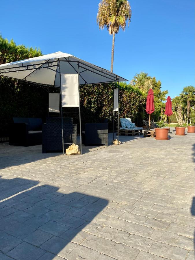Devmani Hotel Rural Espartinas Exterior foto